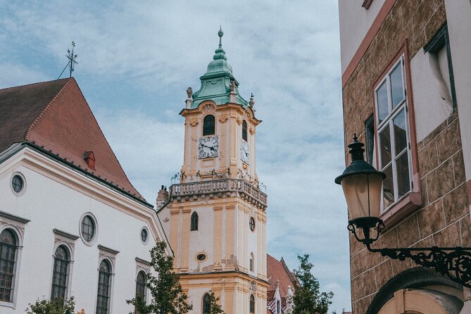 CITY QUEST BRATISLAVA: Unravel the Secrets of This Town! - Explore the Enigmatic Old Town