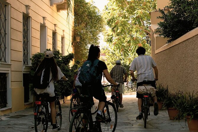 Cycling Exploration in the Center of Athens - Maximum Number of Travelers