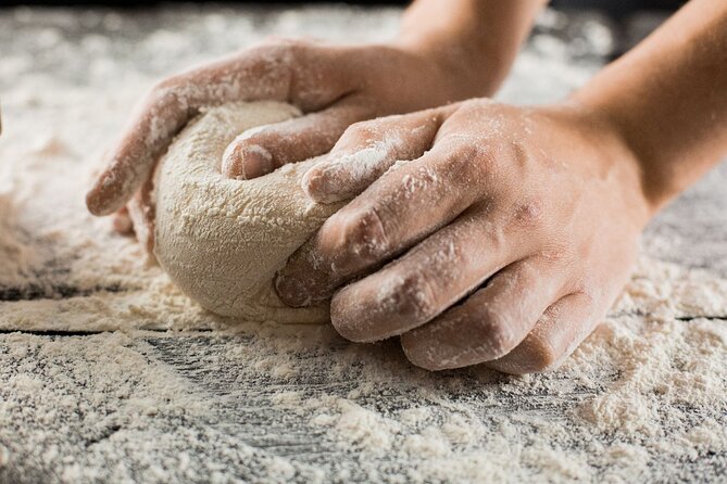 Day Trip: Pasta Cooking Lab With Lunch & Perugia Guided Tour