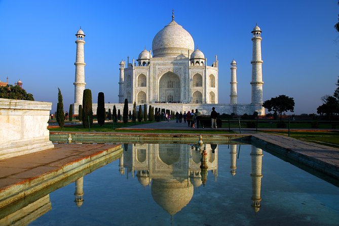 Day Trip to Taj Mahal and Agra From Kochi With Return Flights - Itinerary Highlights
