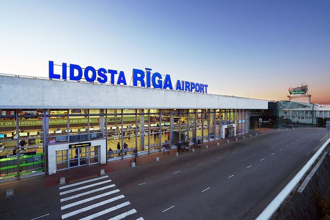 Departure Private Transfer Riga City to Riga Airport RIX by Sedan Car
