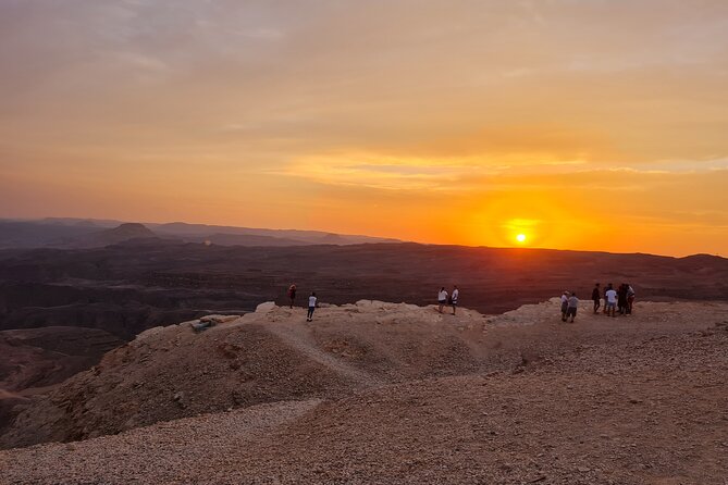 Desert Family Fun: Traditional Bread and Jeep Tour