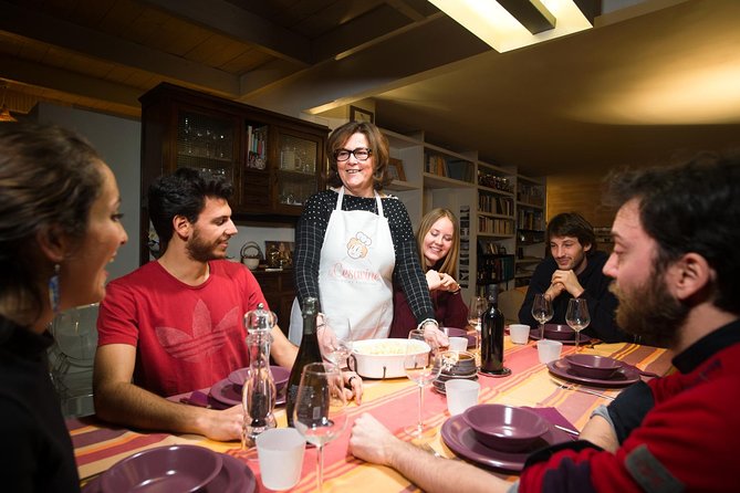 Dining Experience at a Locals Home in Grosseto With Show Cooking
