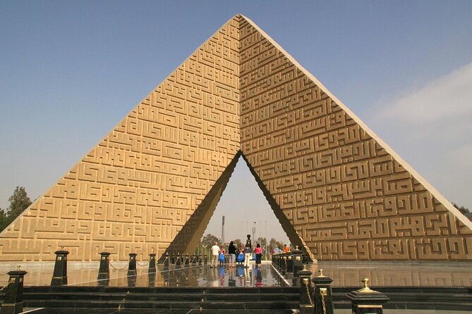 Discover Cairo Tour by Night, Islamic Quarter and Khan El Khalili - Transportation and Dining