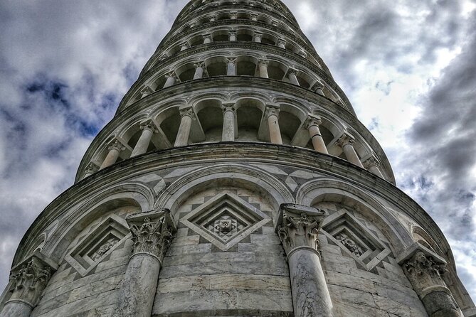 Discover the Wonders of Pisa From Livorno With Optional Tower - Meeting Point Information