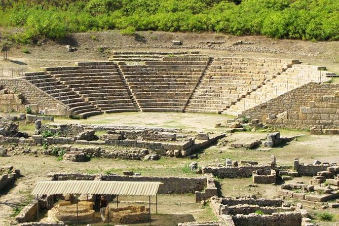 Enna - Morgantina - Caltagirone Tour - Included Amenities