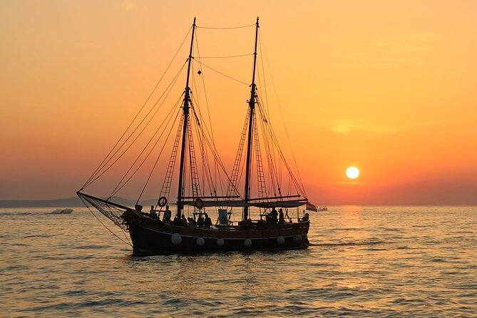 Evening Sunset Dhow Cruise Tour - Muscat - Tour Details