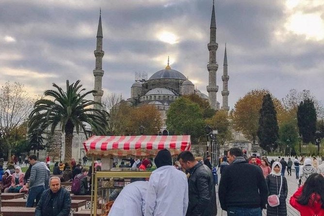 Experience Anzac Day on This 5 Days Tour to Gallipoli - Anzac Day Commemoration