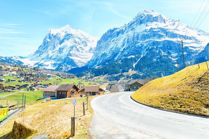 Experience Swiss Countryside on Private Tour by Car From Lucerne