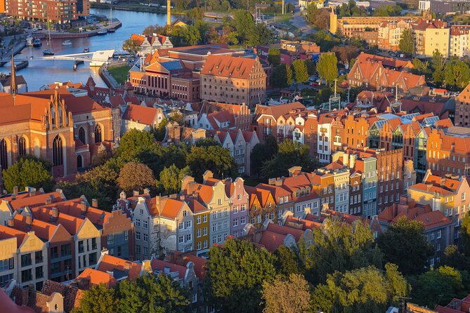 Explore Gdansk in 1 Hour With a Local - Background on Gdansk Experience