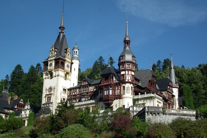 FAMILY DAY TRIP to CASTELS of TRANSYLVANIA – Private DAY TRIP From Bucharest