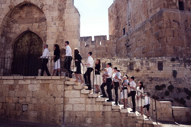 Family Photoshoot Experience Through the Walls of the Old City - Experience Details