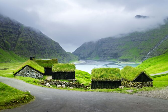 Faroe Islands Tour by Land and Sea