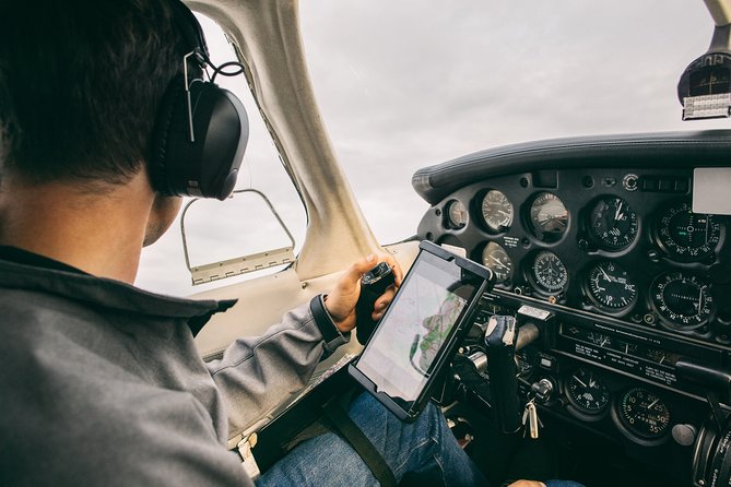 Fly Above Normandys Hallowed Coastline in a Private Plane - Meeting Points and Pickup