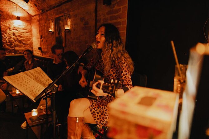 Friday Night Live Music and Cocktails Ticket in Kontakt Bar