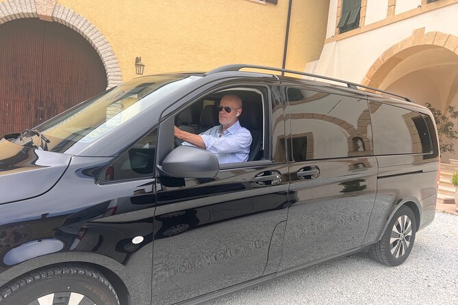From Milan to Venice, Through the Amarone Region, Lunch & Verona - Tour Overview