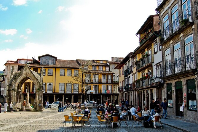 From Porto: Visit Guimarães & Braga With Lunch - Tour Highlights