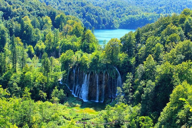 From ŠIbenik to Zagreb With Plitvice Lakes Tour - Private Transfer-Tour - Tour Highlights