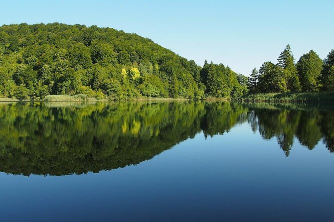 From Split Airport to Plitvice Lakes (Round Trip) - Pickup Options