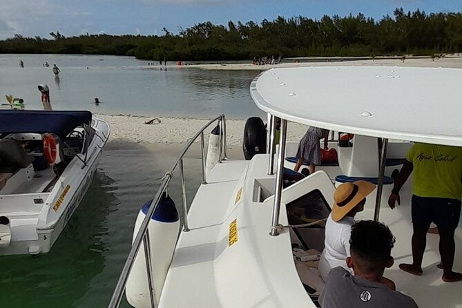 Full Day Cat Speed on the South East Coast of Mauritius - Meeting and Pickup Details
