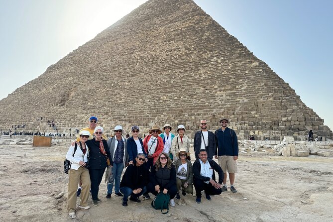Full Day Private Tour to Pyramids Memphis and Saqqara With Lunch - Itinerary Details