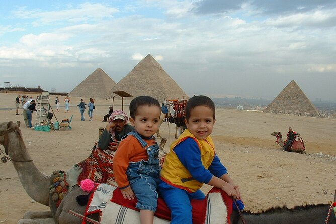 Full-Day Private Tour to Pyramids of Giza and Egyptian Museum - Tour Overview