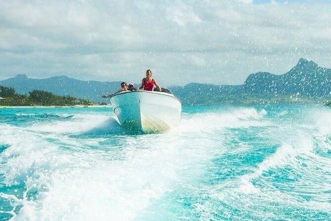 Full Day Shared Speed Boat in Ile Aux Cerfs Lunch & Transfer Incl - Pickup Details