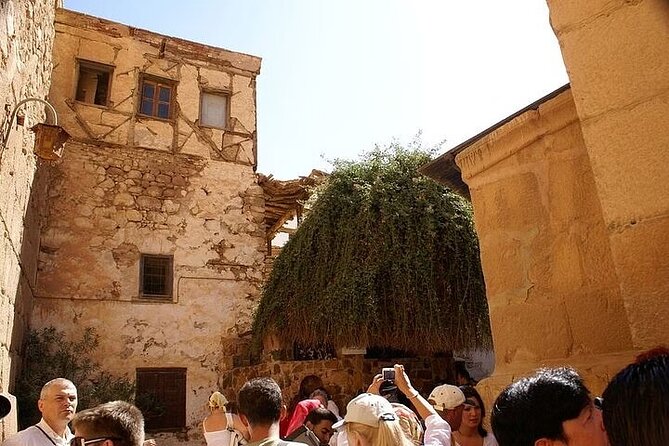 Full-Day St. Catherine Monastery, Mousses Mountain Guided Tour - Meeting and Pickup Information