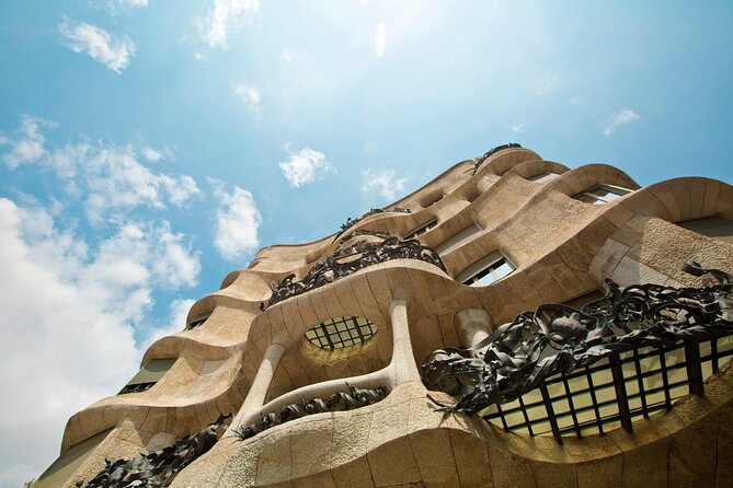Gaudí and Sagrada Familia Private Tour in Barcelona - Tour Details