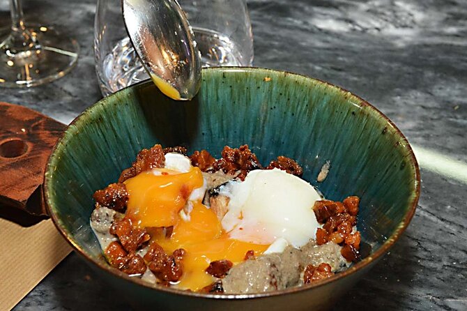 Gourmet Wine and Food Tour Lunch in Funchal - Wine Tasting Highlights