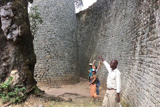 Great Zimbabwe Ruins Tour From Bulawayo With Picnic Lunch ! - Meeting and Pickup Information