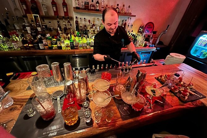 Greek Cocktail Experience in Santorini - Why Experience Greek Cocktails in Santorini