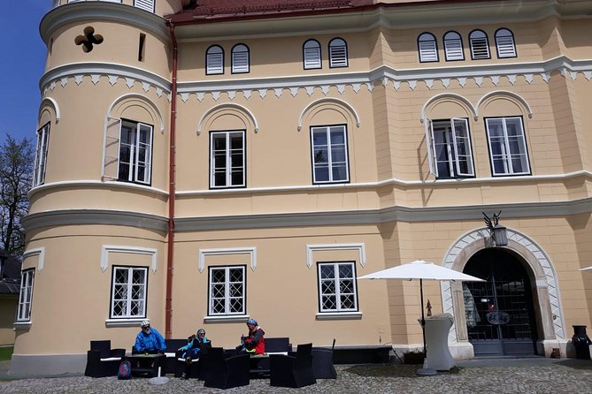 Guided Castle Bike Tour in Klagenfurt Am Wörthersee - Location Details