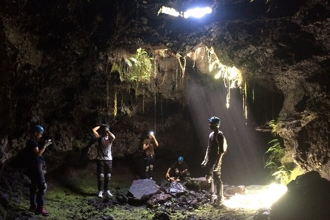 Guided Tour of the 2004 Lava Tunnels - Tour Details