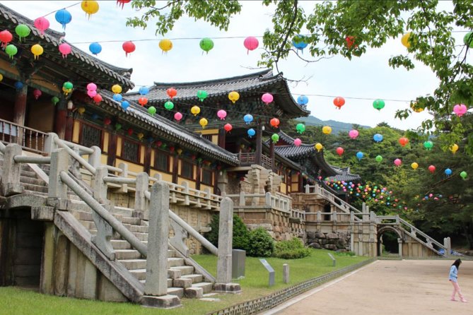 Gyeongju UNESCO World Heritage Sites and History Full-Day Tour With Lunch