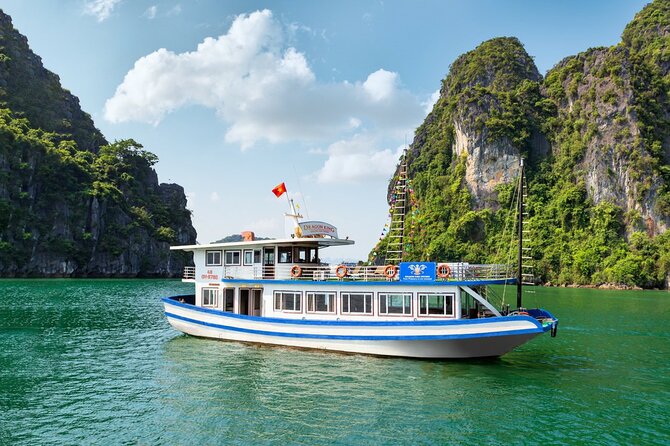 Ha Long Bay Cruise Day Tour With Lunch, Kayaking, Surprise Cave & Titop Island - Inclusions and Amenities Provided