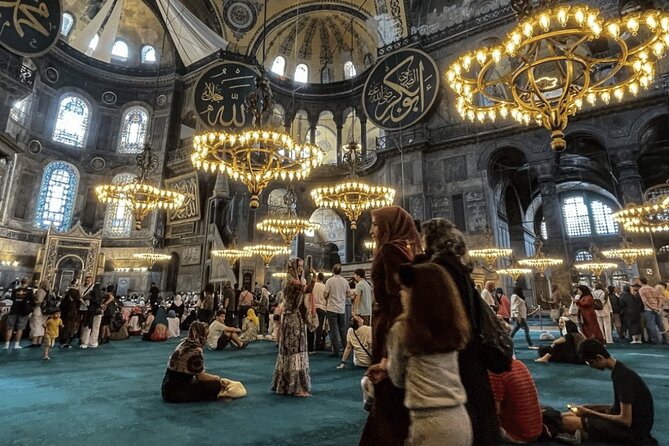 Hagia Sophia, Topkapı Palace, Blue Mosque & Hippodrome Tour - Included Services