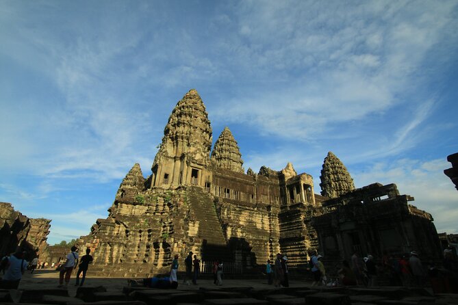 Half Day Angkor Wat Tour - Tour Overview