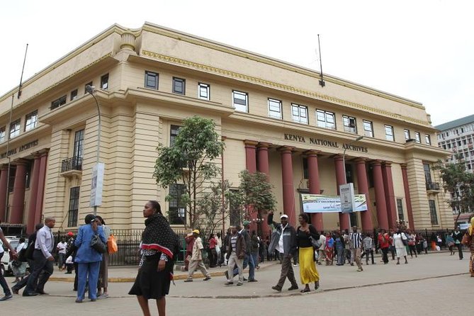 Half Day - Nairobi City Walking/Bus Tour Museums, Monuments & Rooftop City View