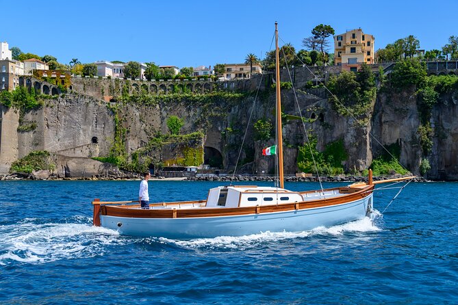 Half Day Private Cruise to Ieranto in Gozzo Hybrid