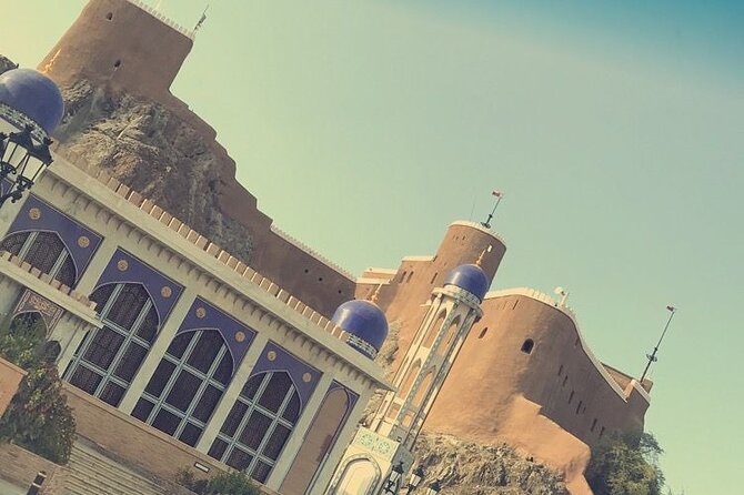 Half Day Private Guided Tour in Muscat With Pickup - Group Size and Meeting Details