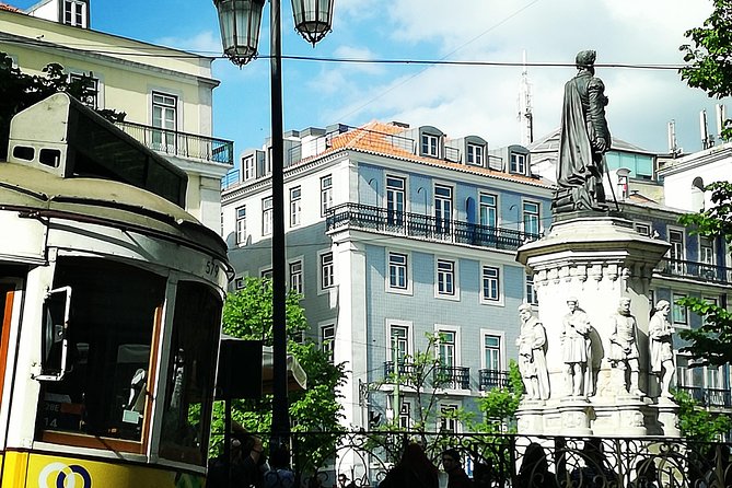 Half Day Tour Lisbon - Transportation Details