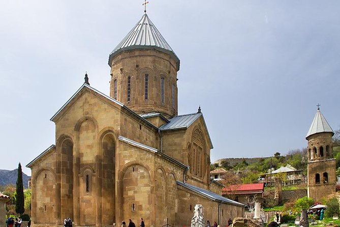 Half Day Trip From Tbilisi to Mtskheta - Itinerary Highlights