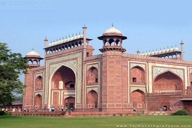 INDIA POPULAR TOUR ( Delhi - Agra - Jaipur - Delhi ) - Tour Itinerary Details