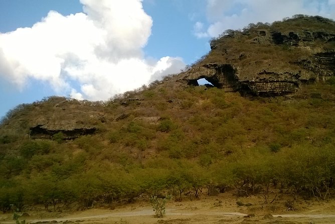 Jebel Safari - Mountain Tour