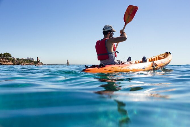 Kayak Adventure Cambrils on the Club Beach - Location and Description