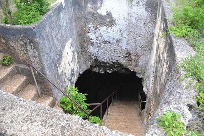 Kiwengwa Caves