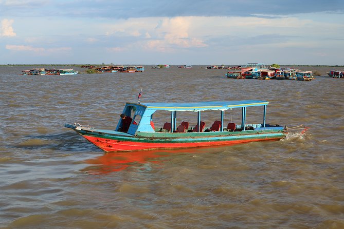 Kompong Phluk Village Boat Trip Half Day Private Tour in Siem Reap