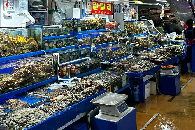 Korean Market Adventure With Chef Yie – Noryangjin Fish Market