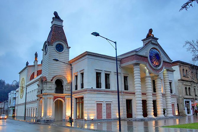 Kutaisi Walking Tour With Private Guide - Tour Highlights